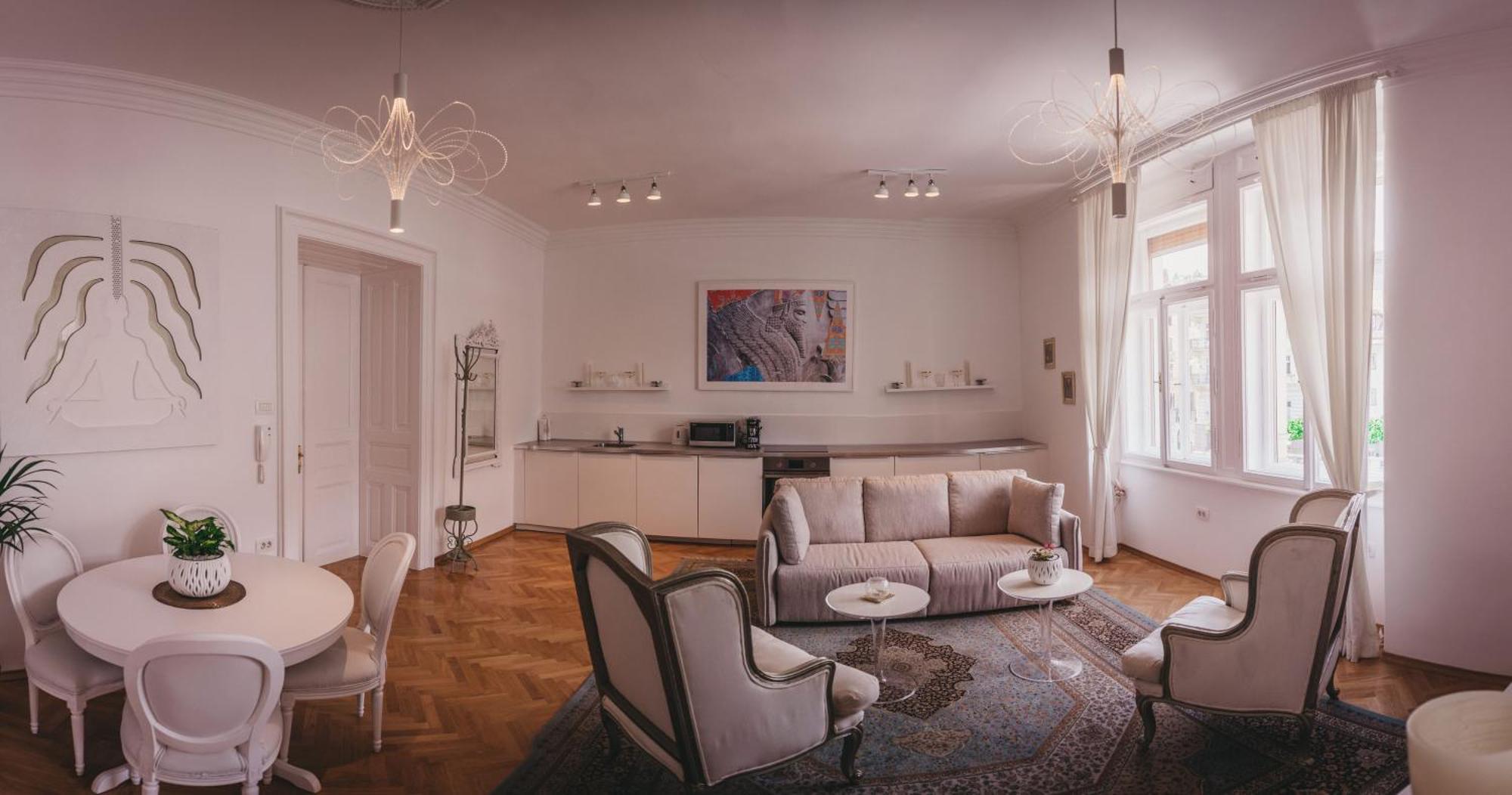 Ab Ljubljana - Prince Filip Apartment Buitenkant foto