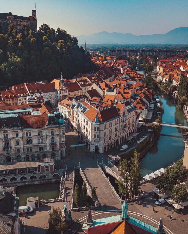 Ab Ljubljana - Prince Filip Apartment Buitenkant foto